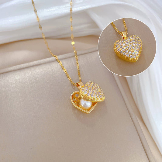 Collar Corazón Dorado con Perla Secreta y Circonias ✨